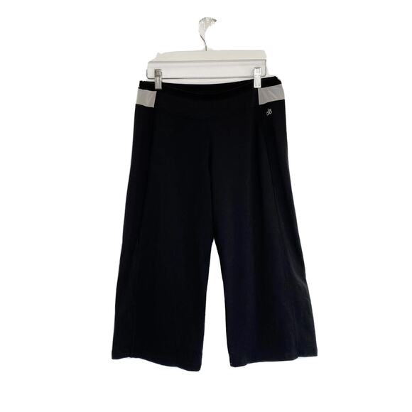 alo Pant CoolFit Yoga Capri Size Medium Black 20" Inseam Wide Leg Air Land Ocean - Picture 1 of 11